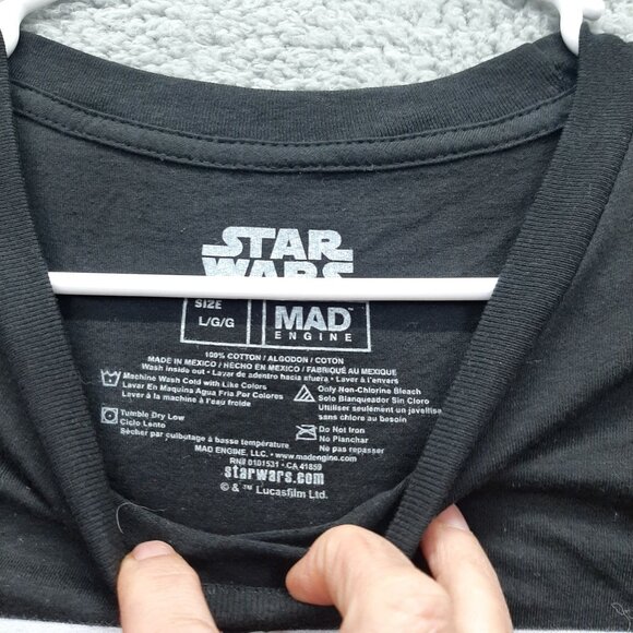 Star Wars Black T-Shirt With Distressed Logo Design By Mad Engine NWT - Picture 2 of 4